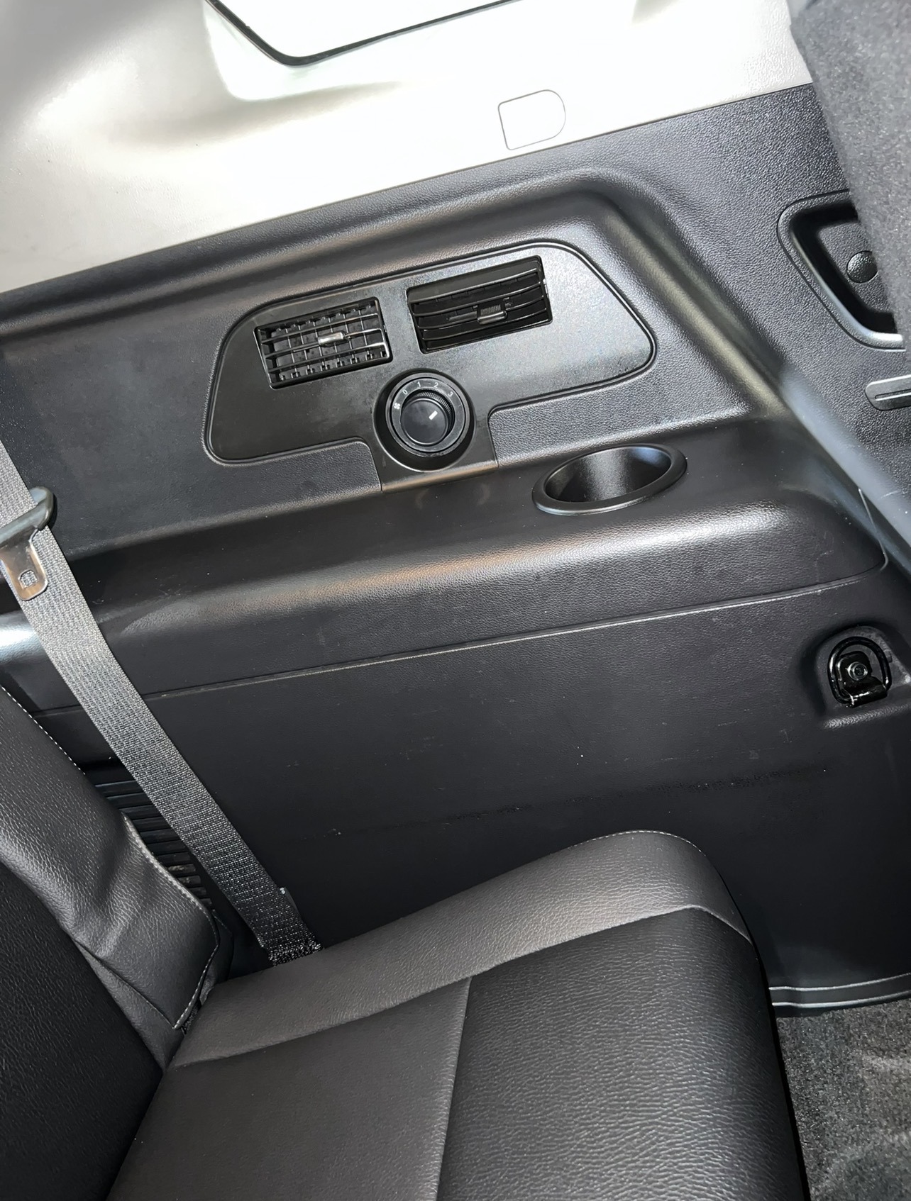Professional interior car detailing — finished result 3